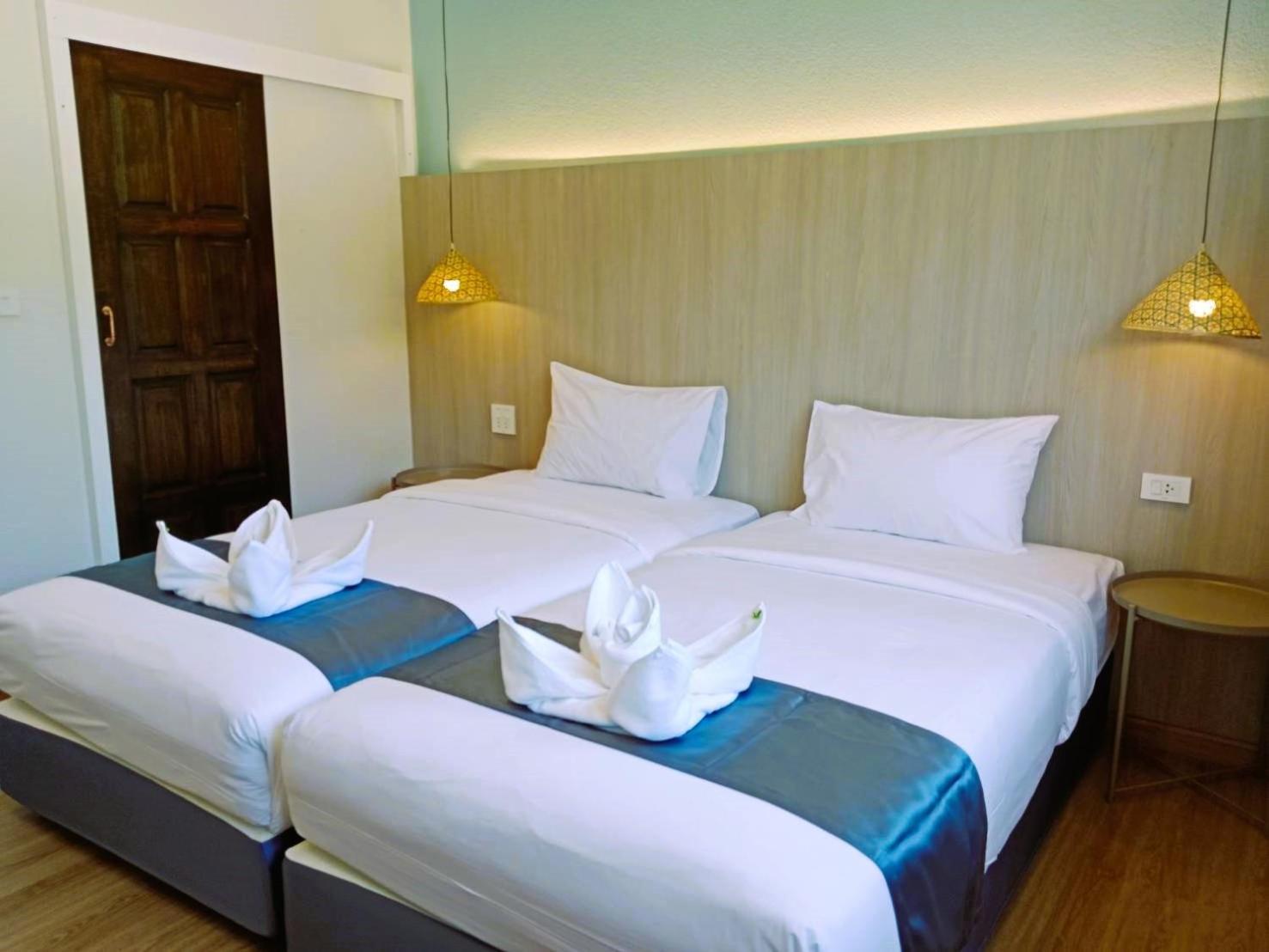 Eastique Hotel Koh Chang Trat Exterior foto
